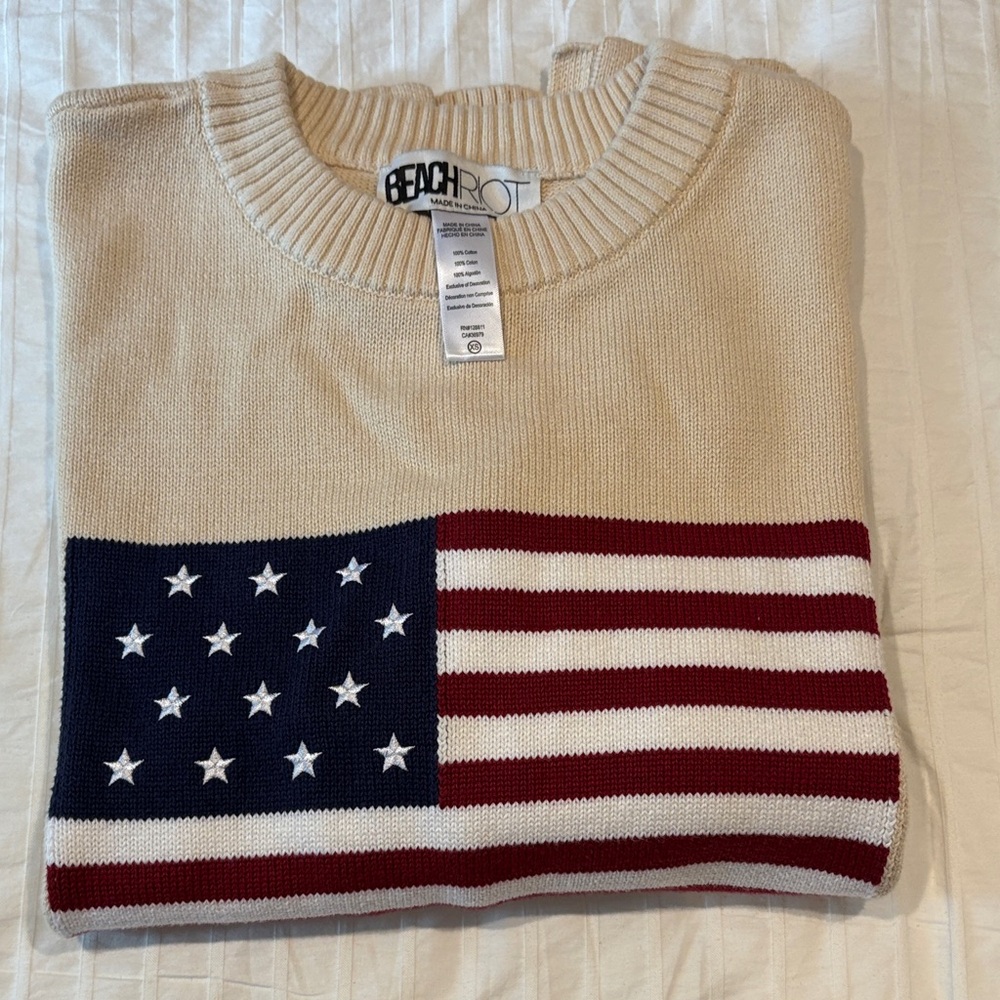 Beach Riot Women’s Tan American Flag Crewneck Sweater